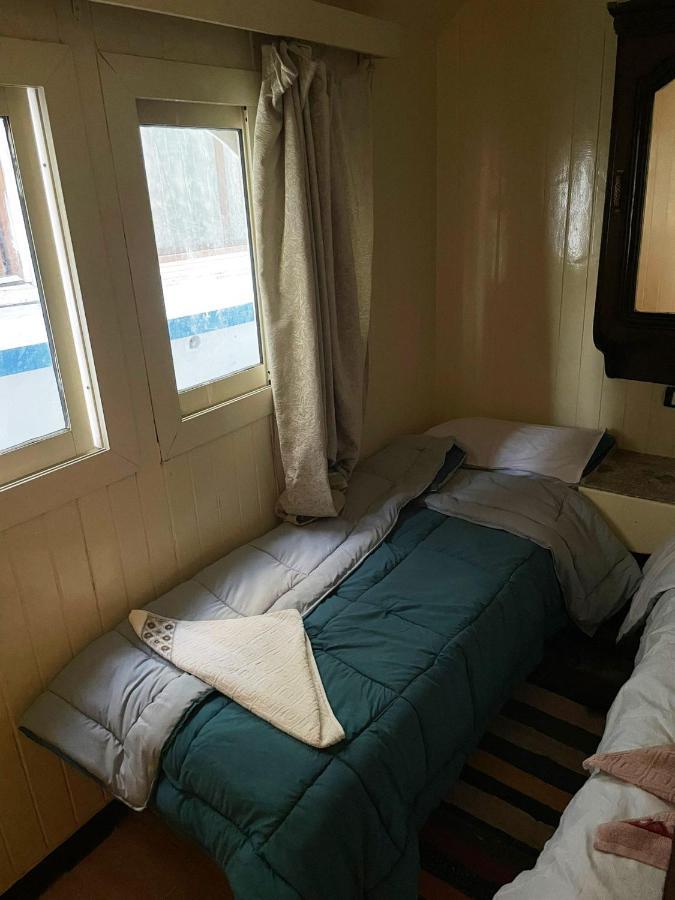 Floating Hotel- Happy Nile Boat Luxor Luaran gambar