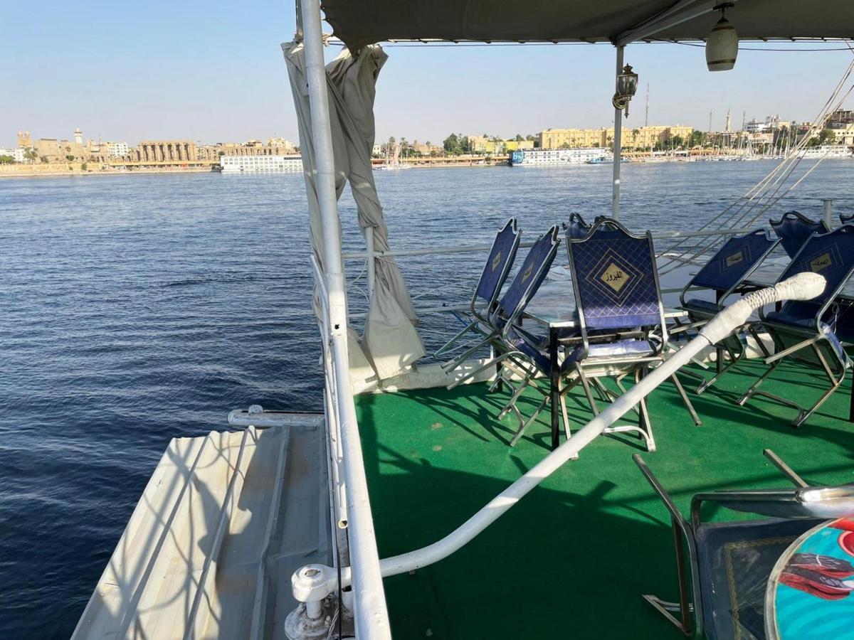 Floating Hotel- Happy Nile Boat Luxor Luaran gambar