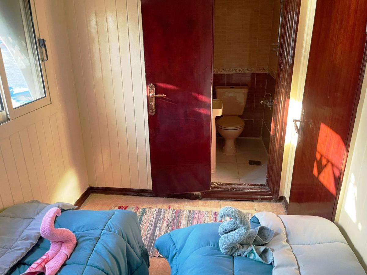 Floating Hotel- Happy Nile Boat Luxor Luaran gambar